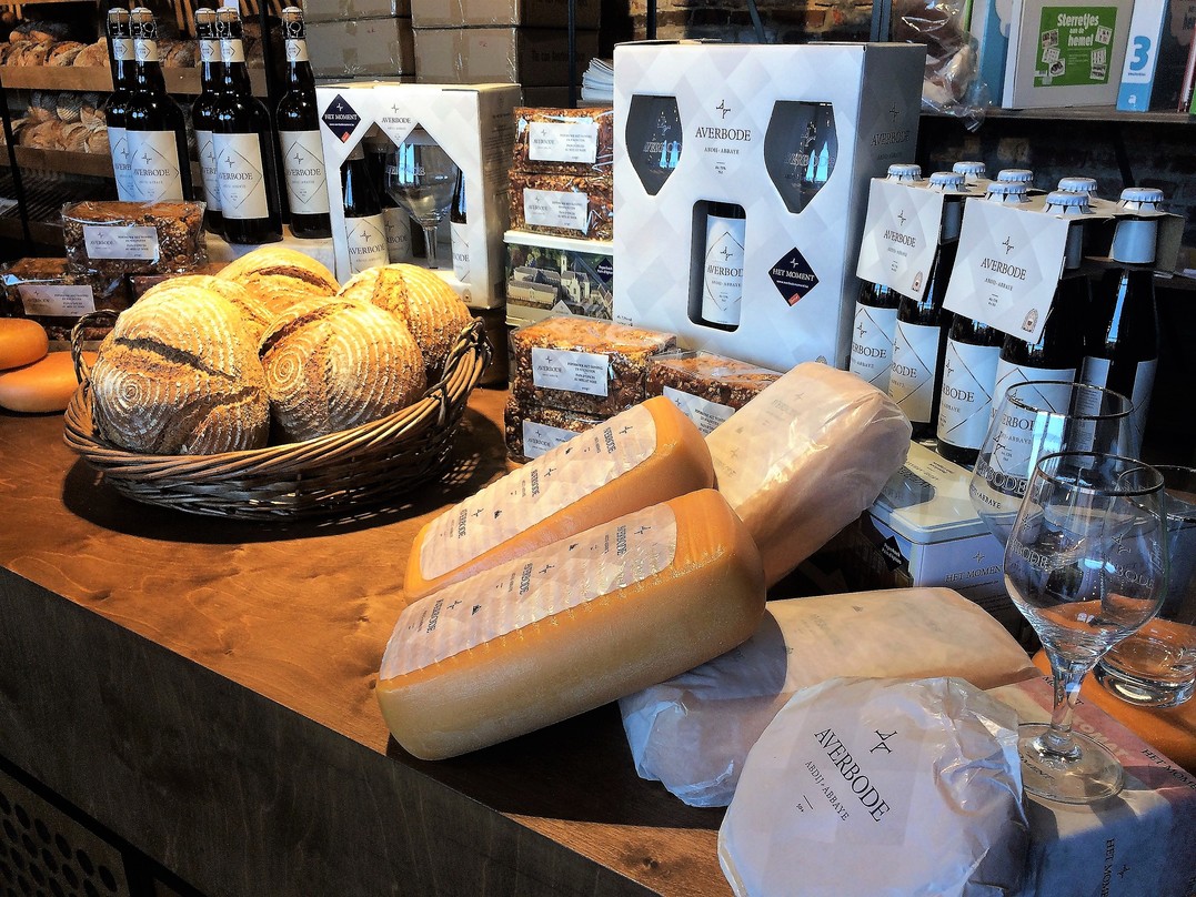 Averbode producten in winkel